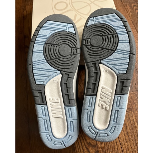 Air Jordan 2 Retro Womens Sz 7 - Picture 7 of 8